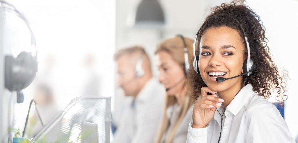 Call center agent giving customer support