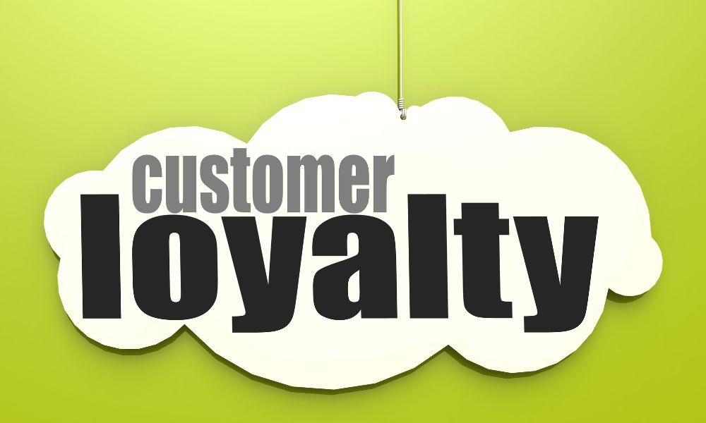Cloud with customer loyalty typed on it.